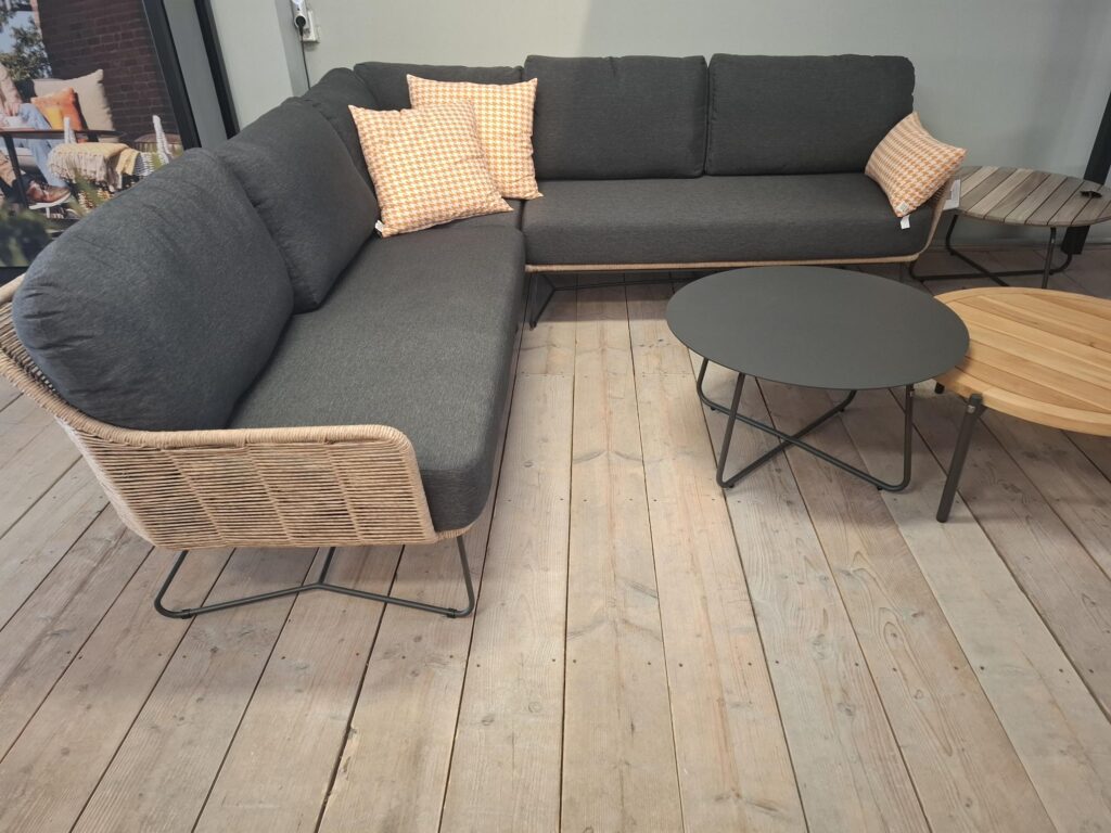 Taste 4SO Belmond hoekloungeset 3-delig Showroom