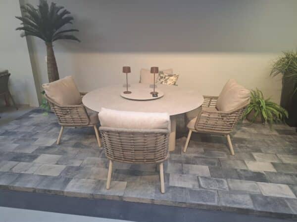 Taste 4SO Puglia low diningset 5-delig Latte