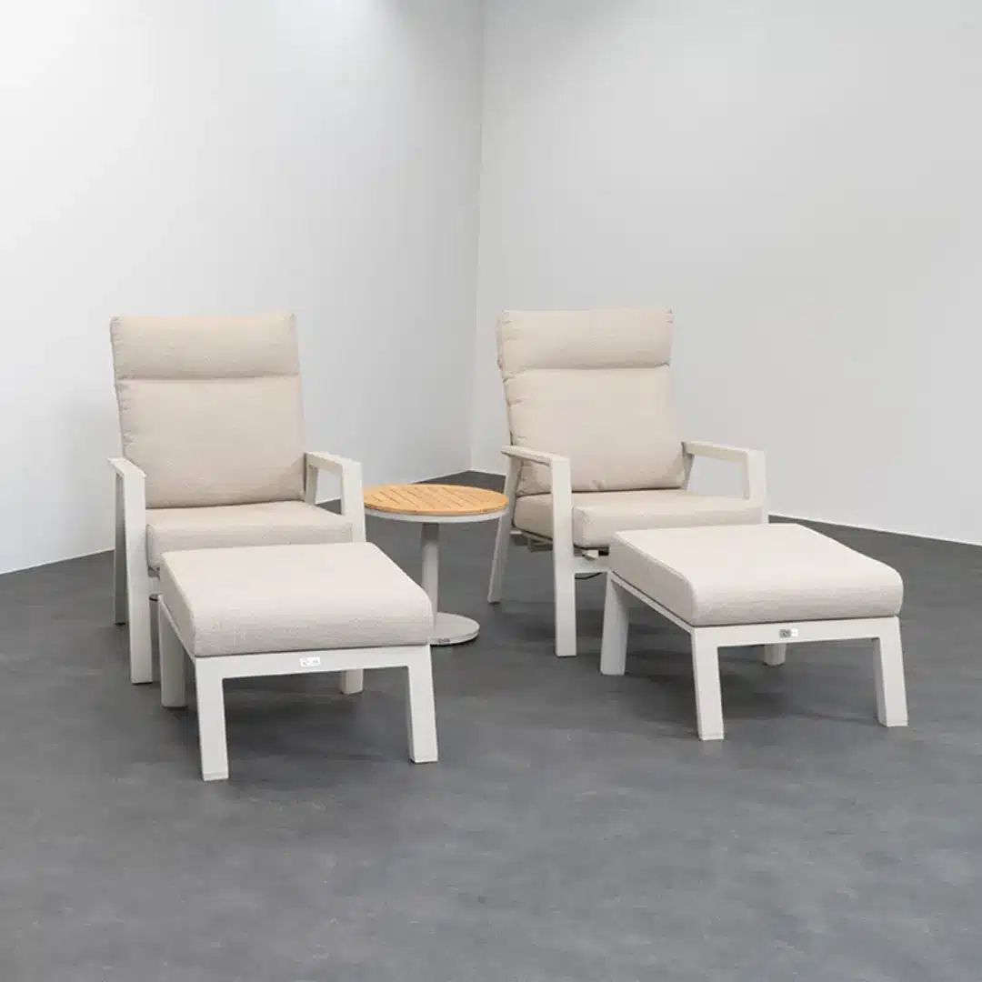 Relax Loungestoelen Aruba Incl. Voetenbanken & Bijzettafel Bonaire Champagne teak Januari 2027 - Afbeelding 4